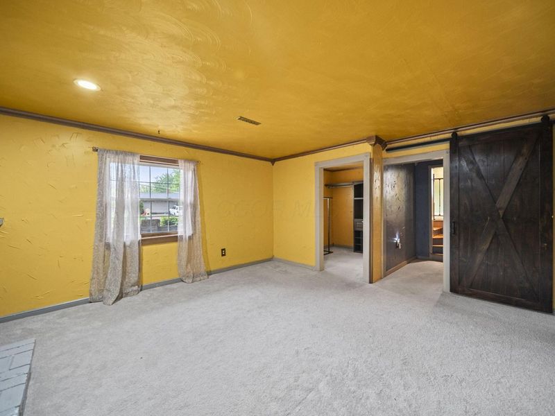 300 Dunbarton Road, Columbus, OH 43230 Photo 31