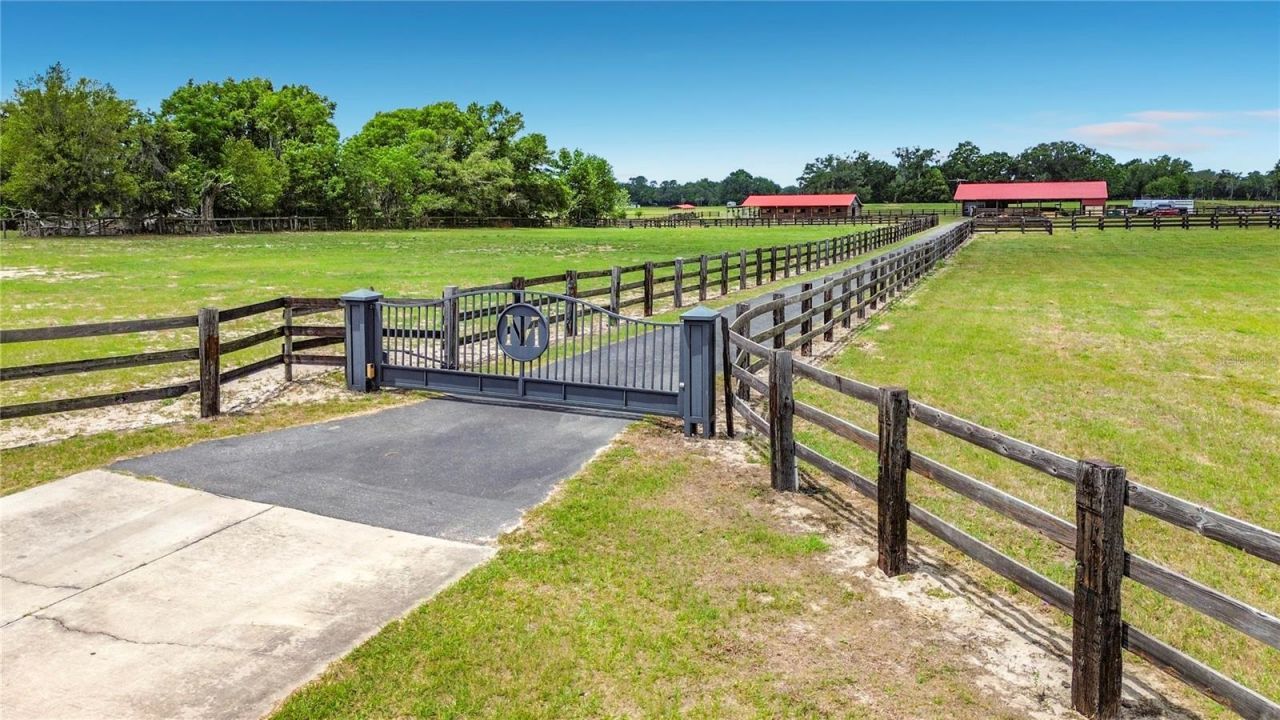 16750 SE 19th Court, Summerfield, FL 34491 Photo