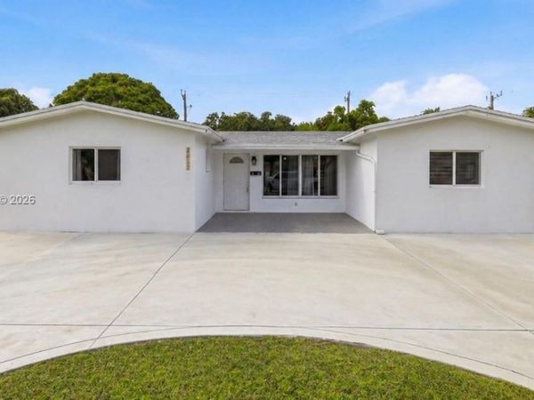 2631 NW 47th Ave, Fort Lauderdale, FL 33313