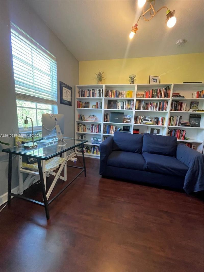9353 SW 227th St , Unit 6-21, Cutler Bay, FL 33190 Photo