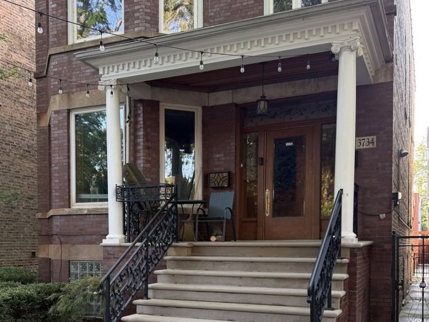 Main Photo