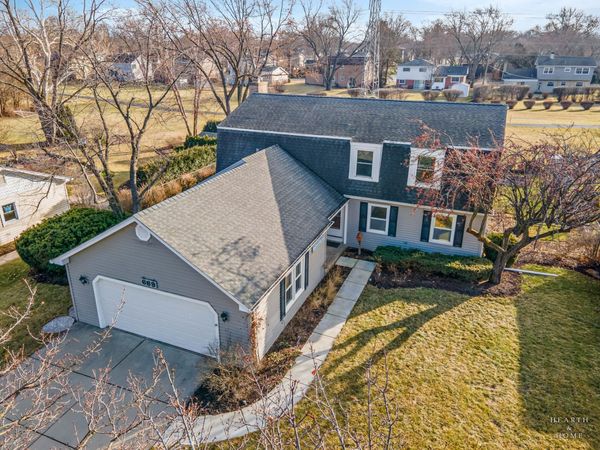 669 E Carpenter Drive , Palatine, IL 60074