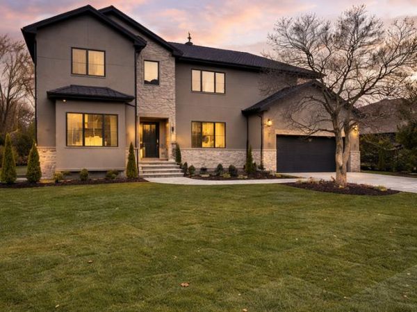 1744 Walnut Circle , Northbrook, IL 60062