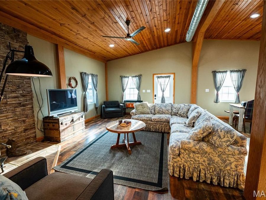 Property Image 40