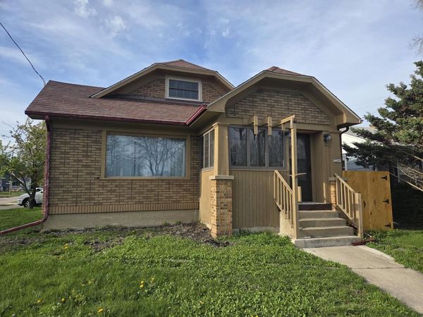 2220 76th STREET, Kenosha, WI 53143