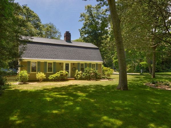 2 Jonathan Ln, Sandwich, MA 02563