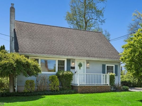 451 Pine Ave, Garwood, NJ 07027