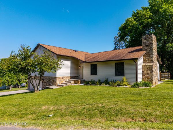 401 Edgewood Tr, Newport, TN 37821