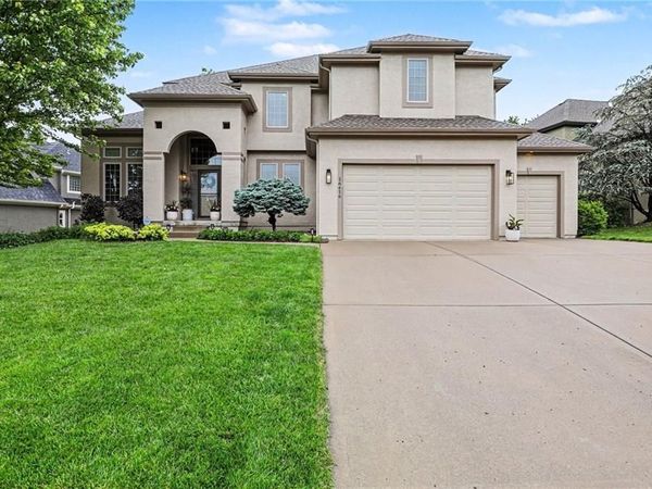 16416 Birch Street, Overland Park, KS 66085