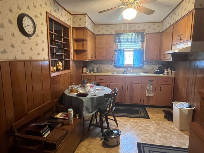 19403 High Street, Adelphi, OH 43101 Photo 10