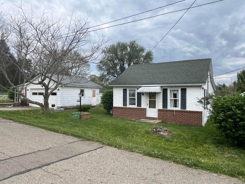 19403 High Street, Adelphi, OH 43101 Photo 2
