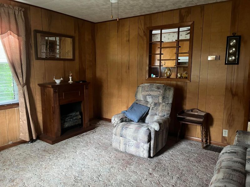 19403 High Street, Adelphi, OH 43101 Photo 8