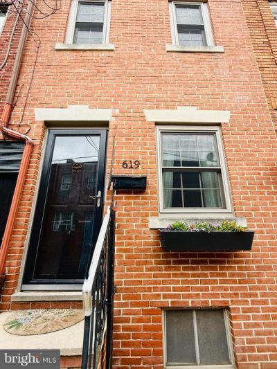 619 Sears Street, Philadelphia, PA 19147 Main Photo