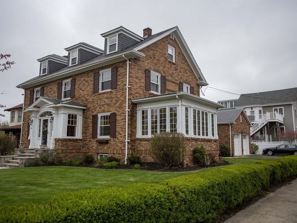 284 Main St, Wakefield, MA 01880