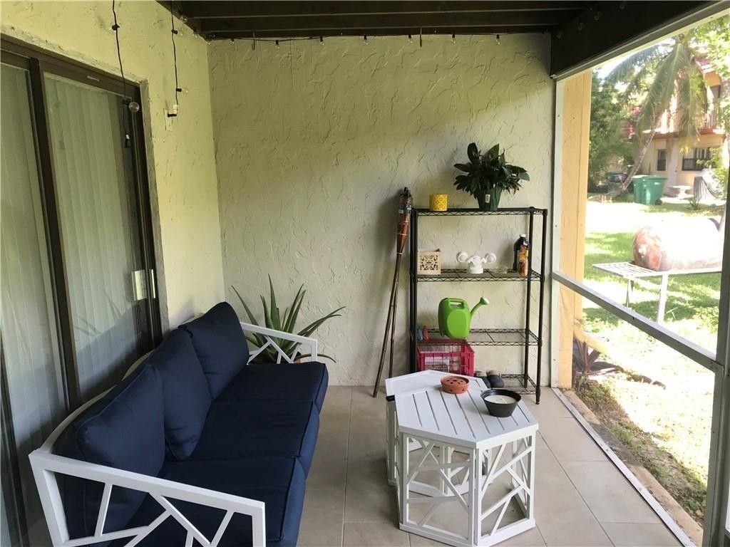 64 Canterbury Lane, Tamarac, FL 33319 Photo