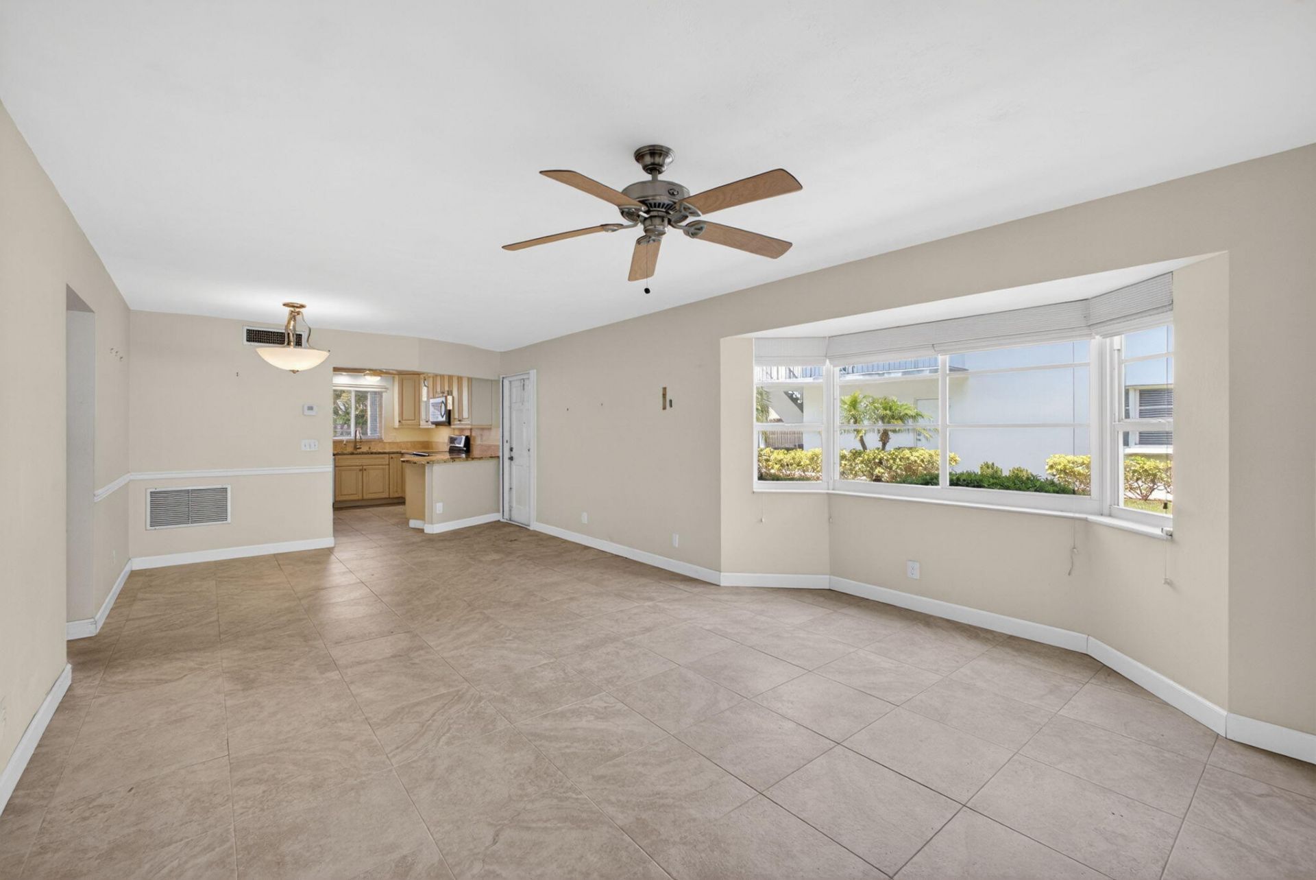 6 Garden Street E, Unit 108p, Tequesta, FL 33469 Photo