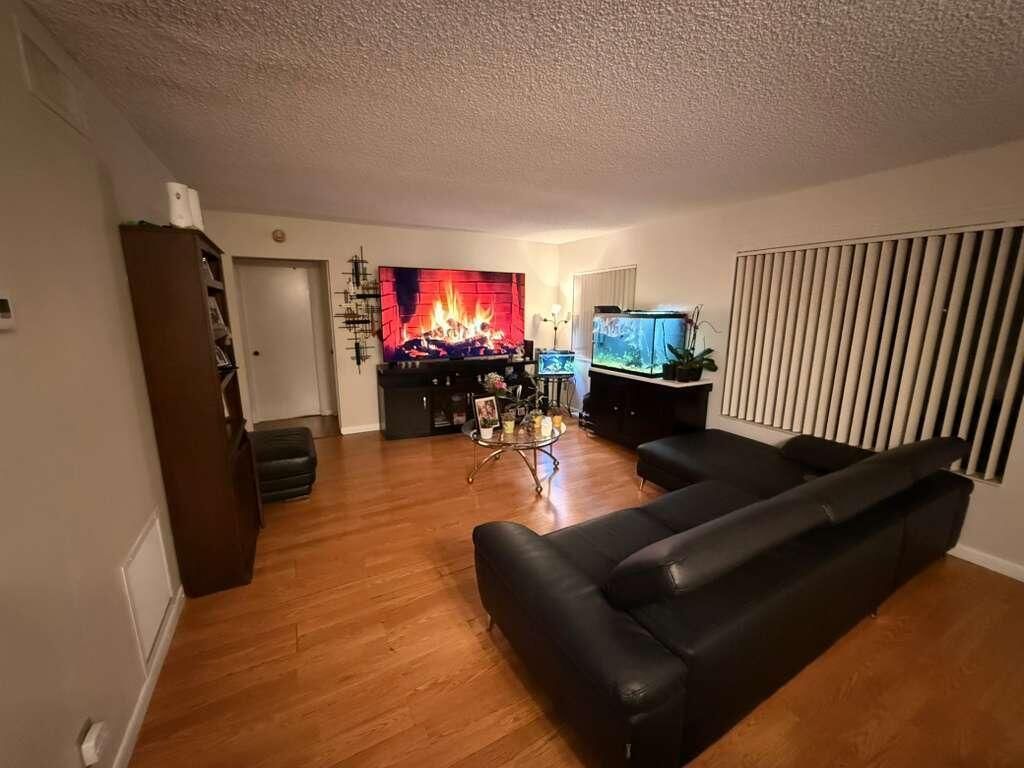 520 Shady Pine Way, Unit B1, Greenacres, FL 33415 Photo