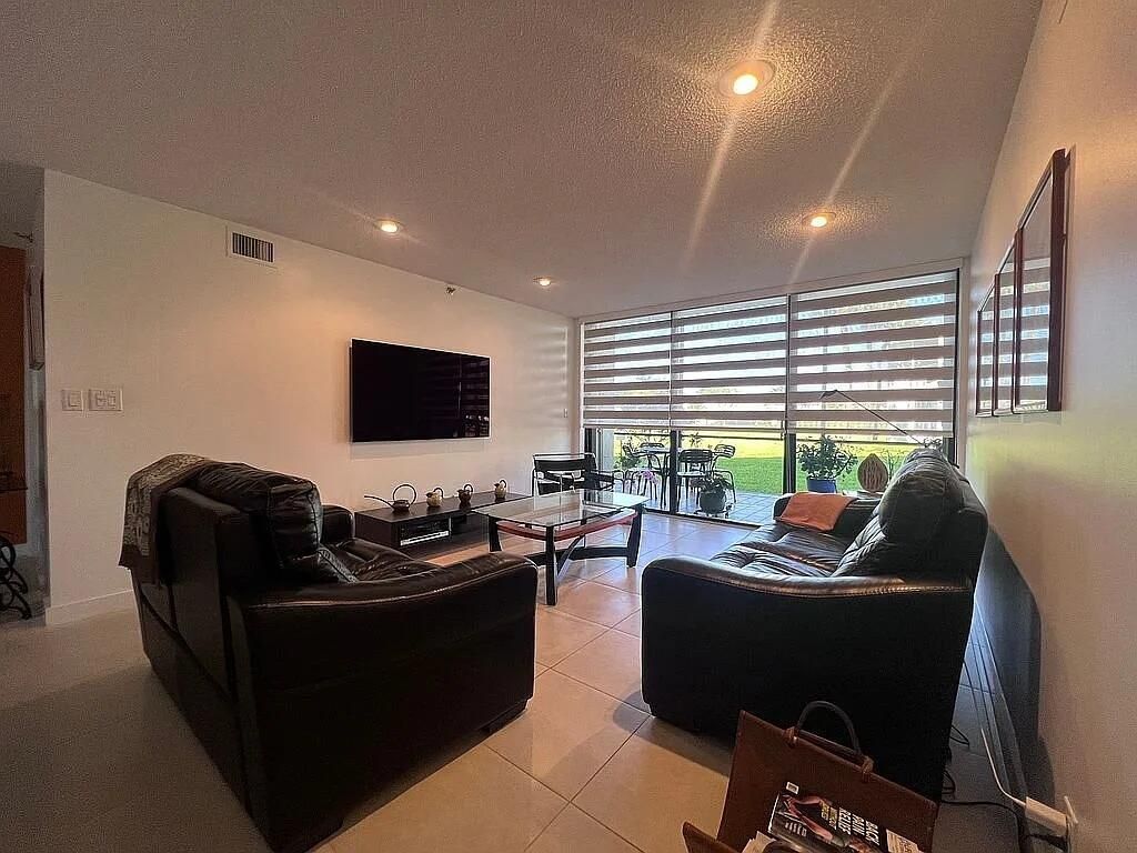 6463 La Costa Drive, Unit 105, Boca Raton, FL 33433 Photo