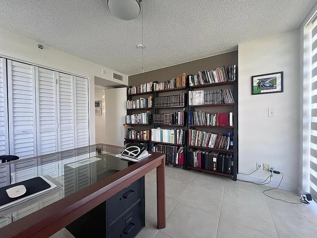 6463 La Costa Drive, Unit 105, Boca Raton, FL 33433 Photo