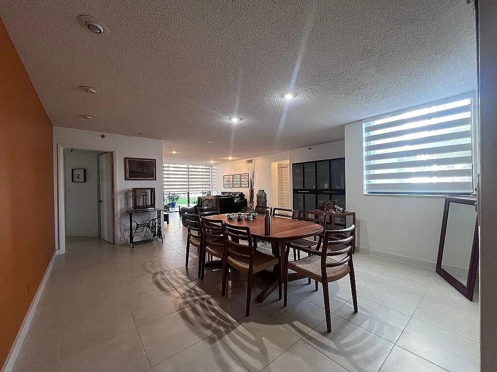 6463 La Costa Drive, Unit 105, Boca Raton, FL 33433 Photo
