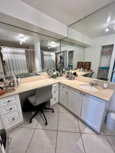 6770 Indian Creek Dr, Unit 11J, Miami Beach, FL 33141 Photo