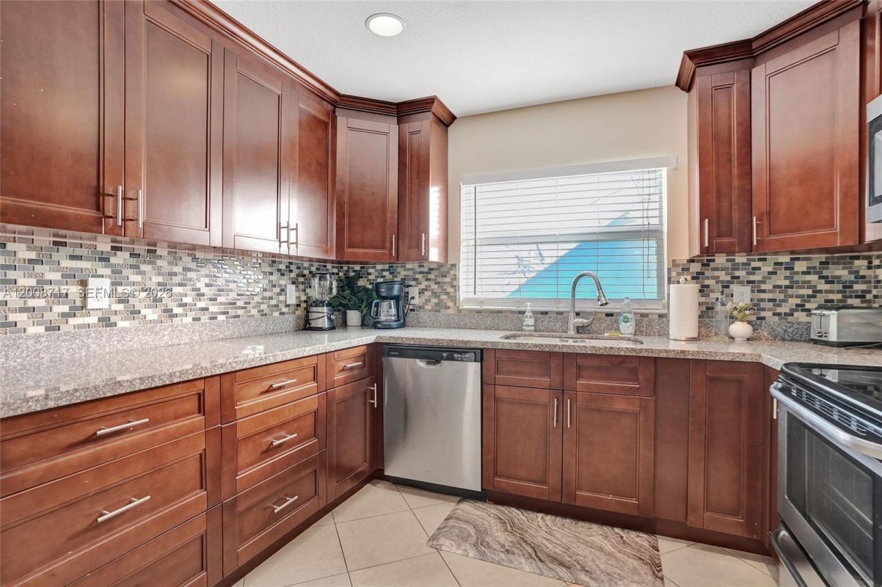 740 Buttonwood Rd , Unit 740, North Palm Beach, FL 33408 Photo