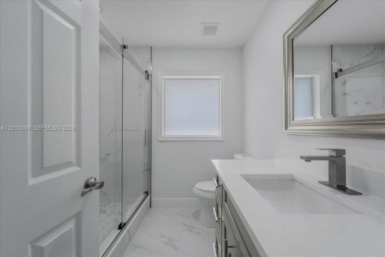105 SE 45th , Cape Coral, FL 33904 Photo