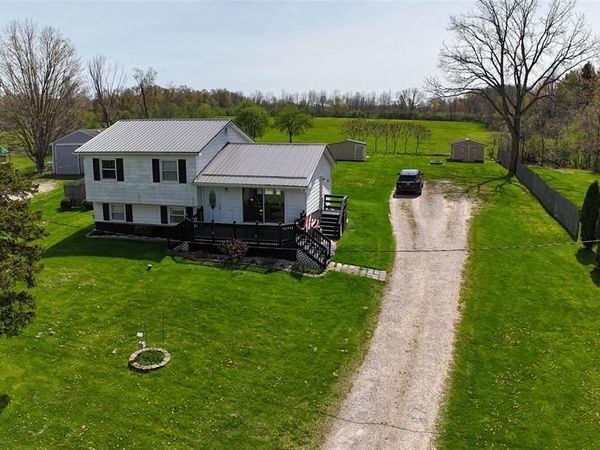 2128 Greenwood Road , Lapeer Twp, MI 48446