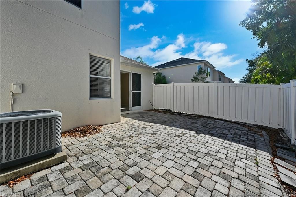 3616 Pine Oak Cir, Unit 101, Fort Myers, FL 33916 Photo