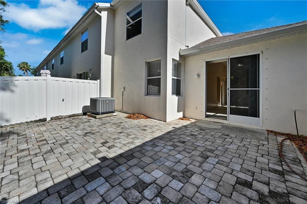 3616 Pine Oak Cir, Unit 101, Fort Myers, FL 33916 Photo