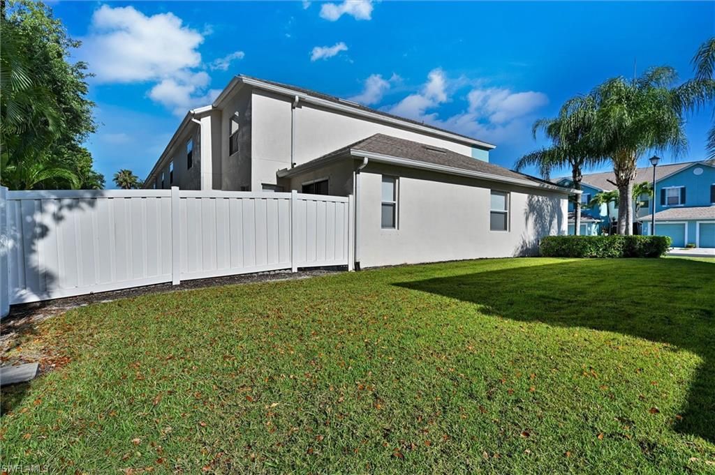 3616 Pine Oak Cir, Unit 101, Fort Myers, FL 33916 Photo