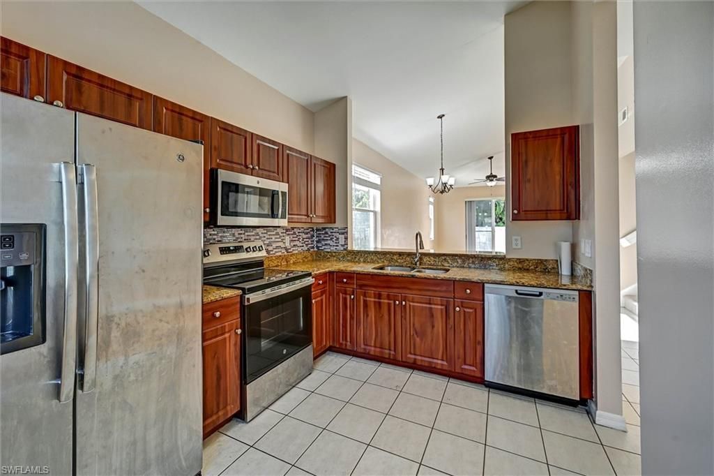 3616 Pine Oak Cir, Unit 101, Fort Myers, FL 33916 Photo