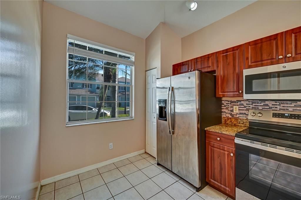 3616 Pine Oak Cir, Unit 101, Fort Myers, FL 33916 Photo