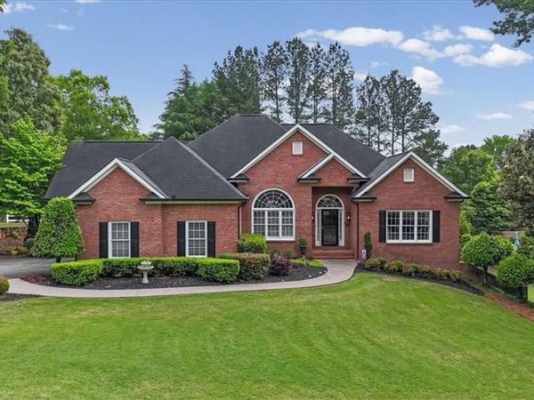 36 Wellington Drive, Cartersville, GA 30120