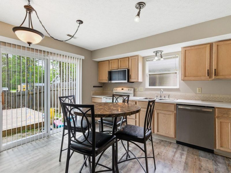 2607 NORTHWOLD Road, Columbus, OH 43231 Photo 8