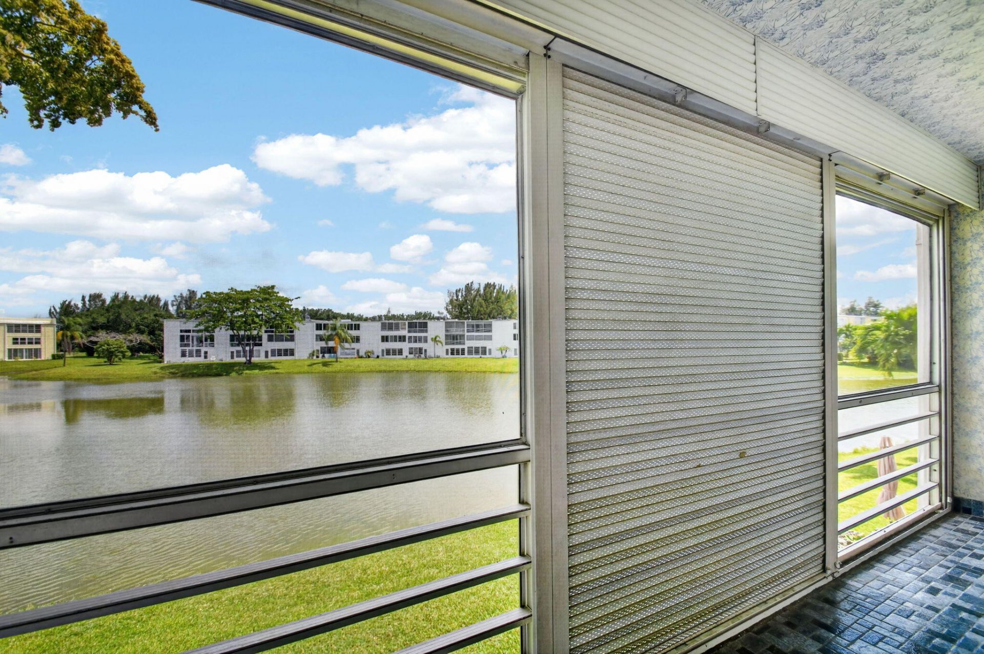 202 Wellington D, West Palm Beach, FL 33417 Photo