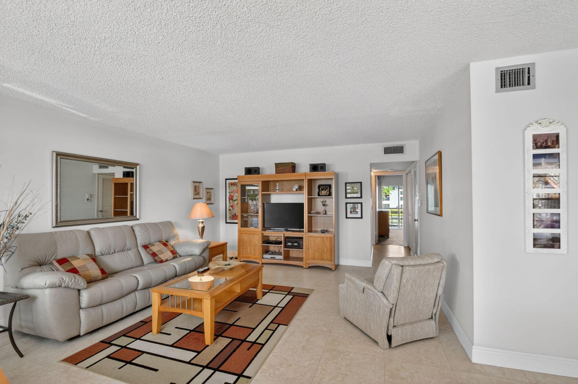 202 Wellington D, West Palm Beach, FL 33417 Photo