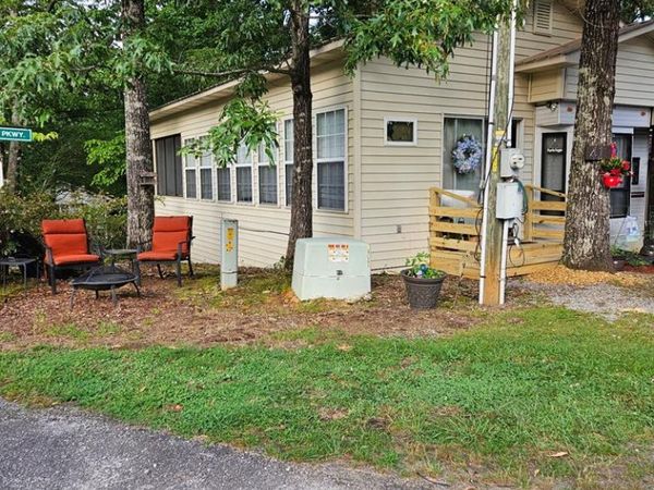 41 Cindy Pkwy, Unit 97D, Cleveland, GA 30528