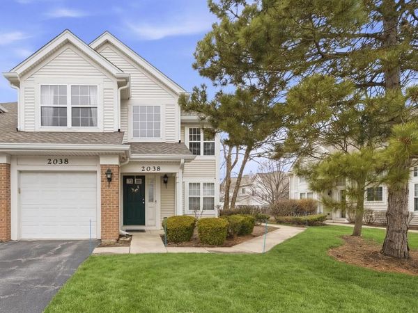 2038 Cambria Court , Unit 2038, Northbrook, IL 60062