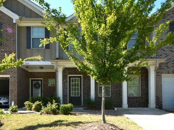 1937 Old Dogwood, Jonesboro, GA 30238