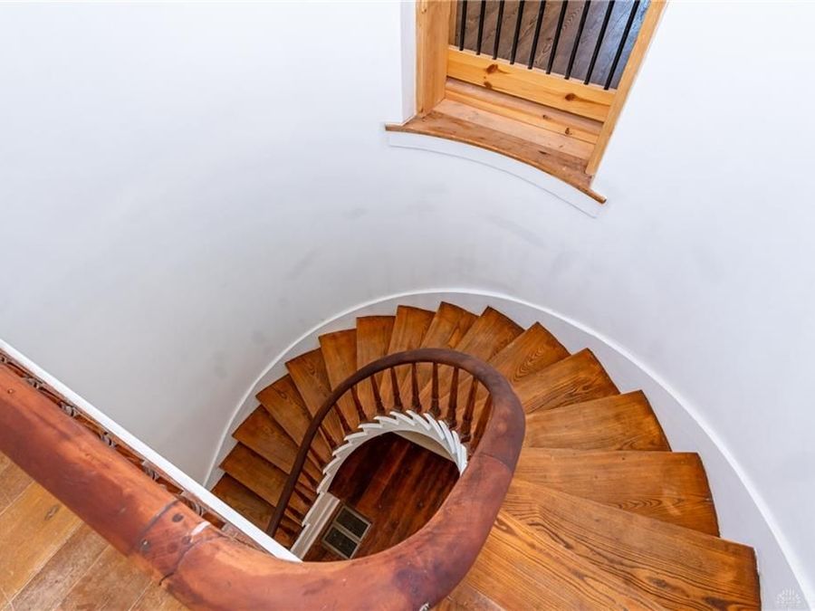 Property Image 61