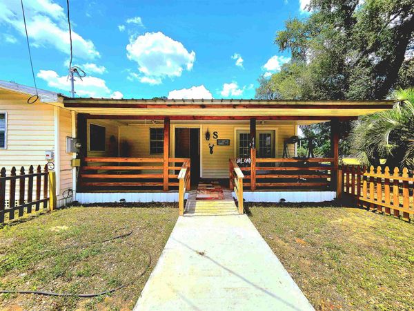 446 SE 242Nd Street , Cross City, FL 32628