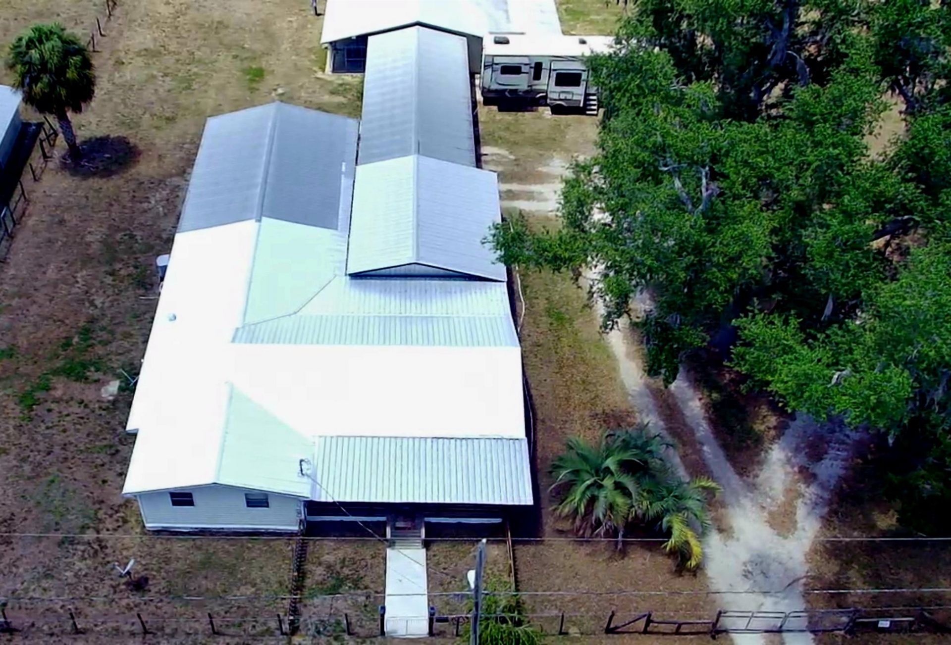 446 SE 242nd Street, Cross City, FL 32628 Photo