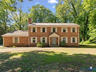3301 Wood Dale Road, Chester, VA 23831