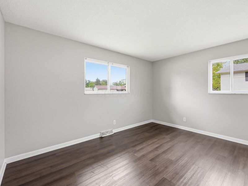 5240 Carbondale Drive, Columbus, OH 43232 Photo 17