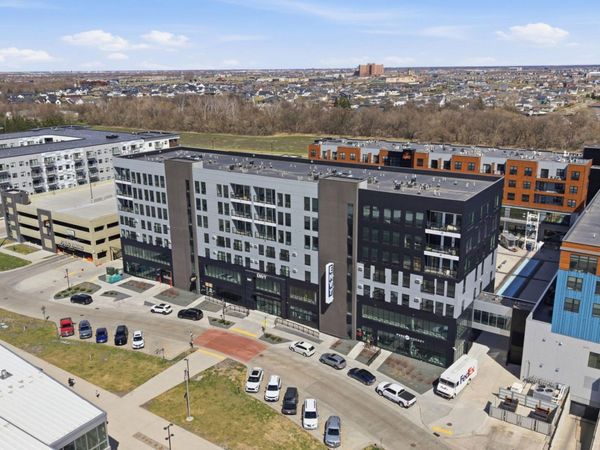 360 32nd Avenue W, Unit 611, West Fargo, ND 58078