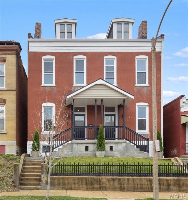 2847 Wyoming Street, Saint Louis, MO 63118 Main Photo