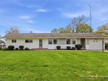 921 Duff Drive, Ashland, OH 44805