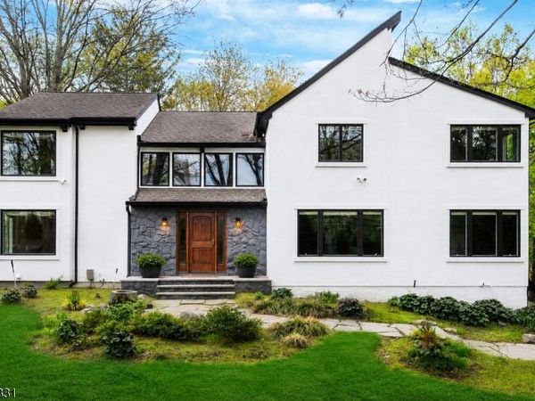 179 Woodside Ave, Franklin Lakes, NJ 07417