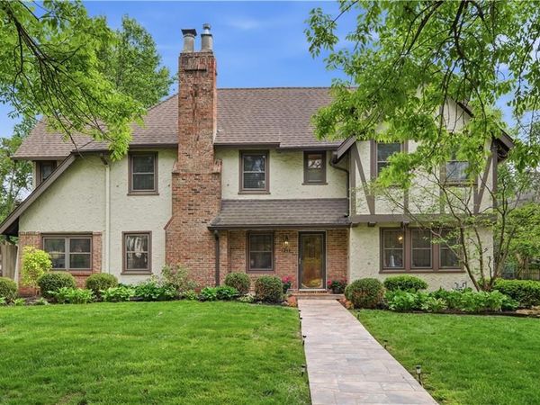 1211 W 61st Terrace, Kansas City, MO 64113